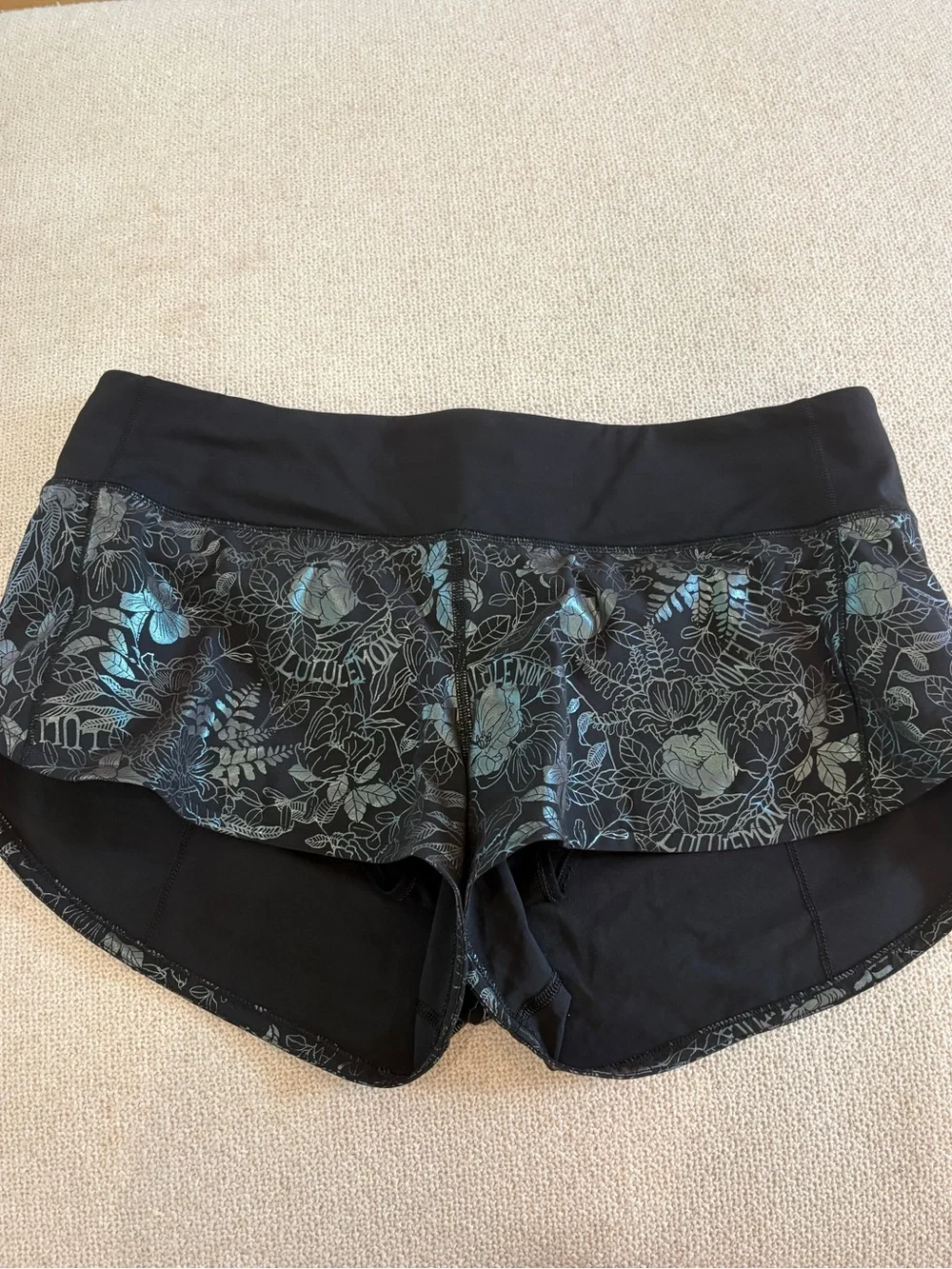 lululemon athletica Speed Up LR 2.5” Black Shorts with Metallic Floral Print